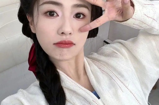 八卦媒体爆料“李小冉徐佳宁离婚”当事人尚未回应